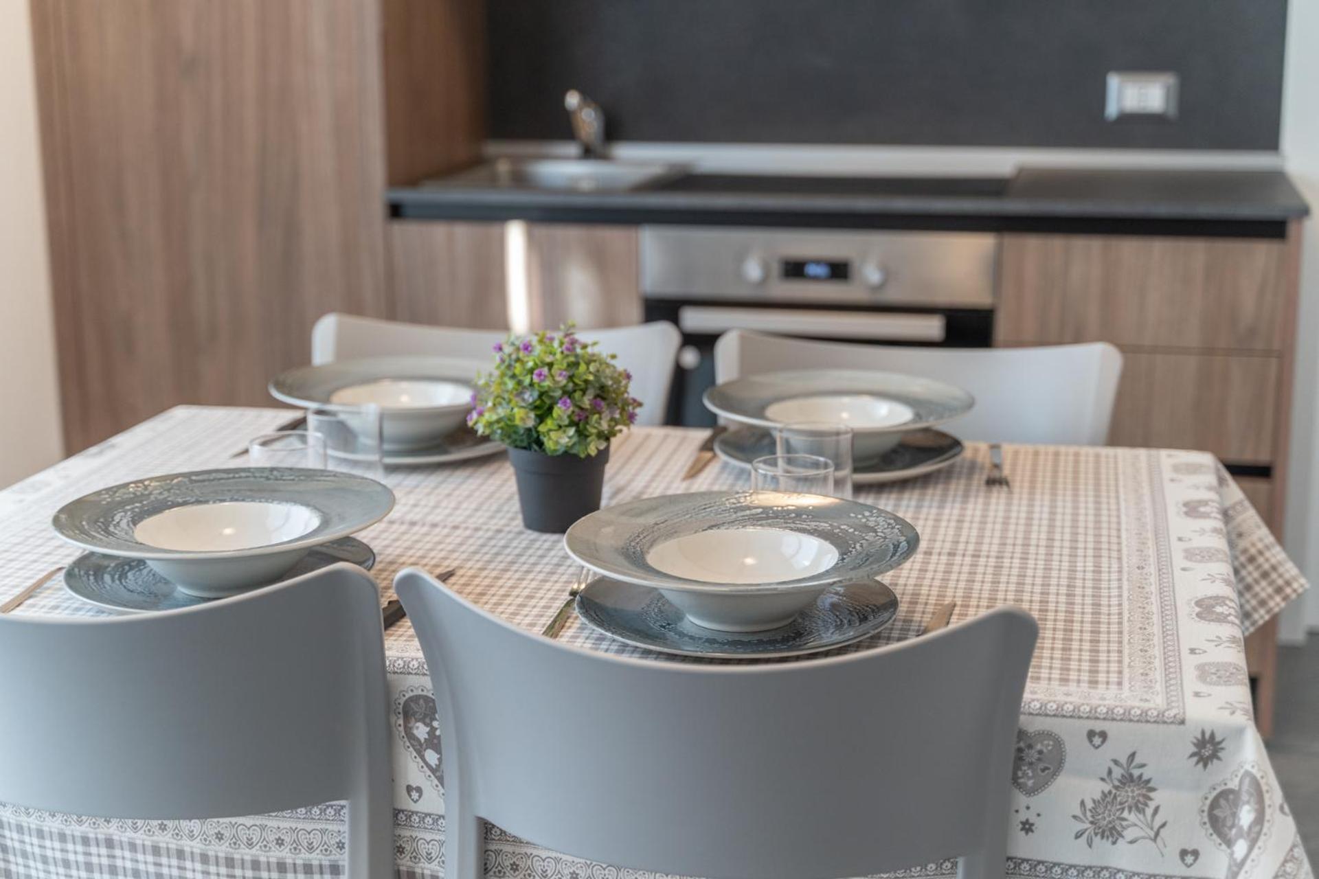 Residence La Corte Di San Rocco Cremeno 外观 照片